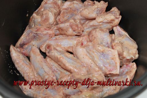 Вкусные куриные крылышки в мультиварке
