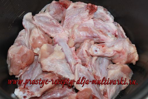 Куриные крылышки с гречкой в мультиварке
