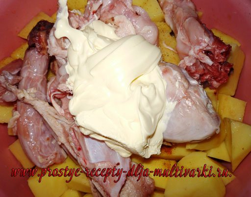 Картофель с курицей в мультиварке-скороварке